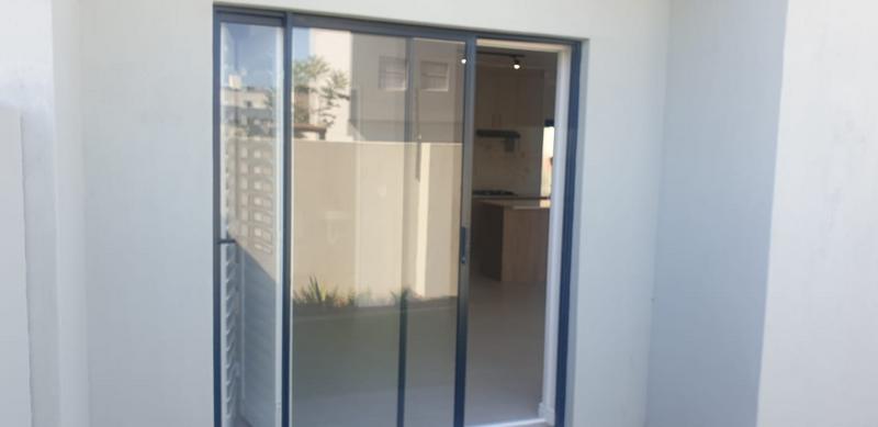 To Let 3 Bedroom Property for Rent in Sandown Western Cape